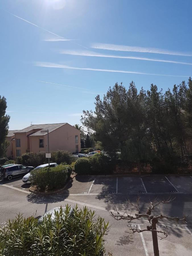 Appartement T2 Aigues Marines 2 étoiles à Bandol Extérieur photo